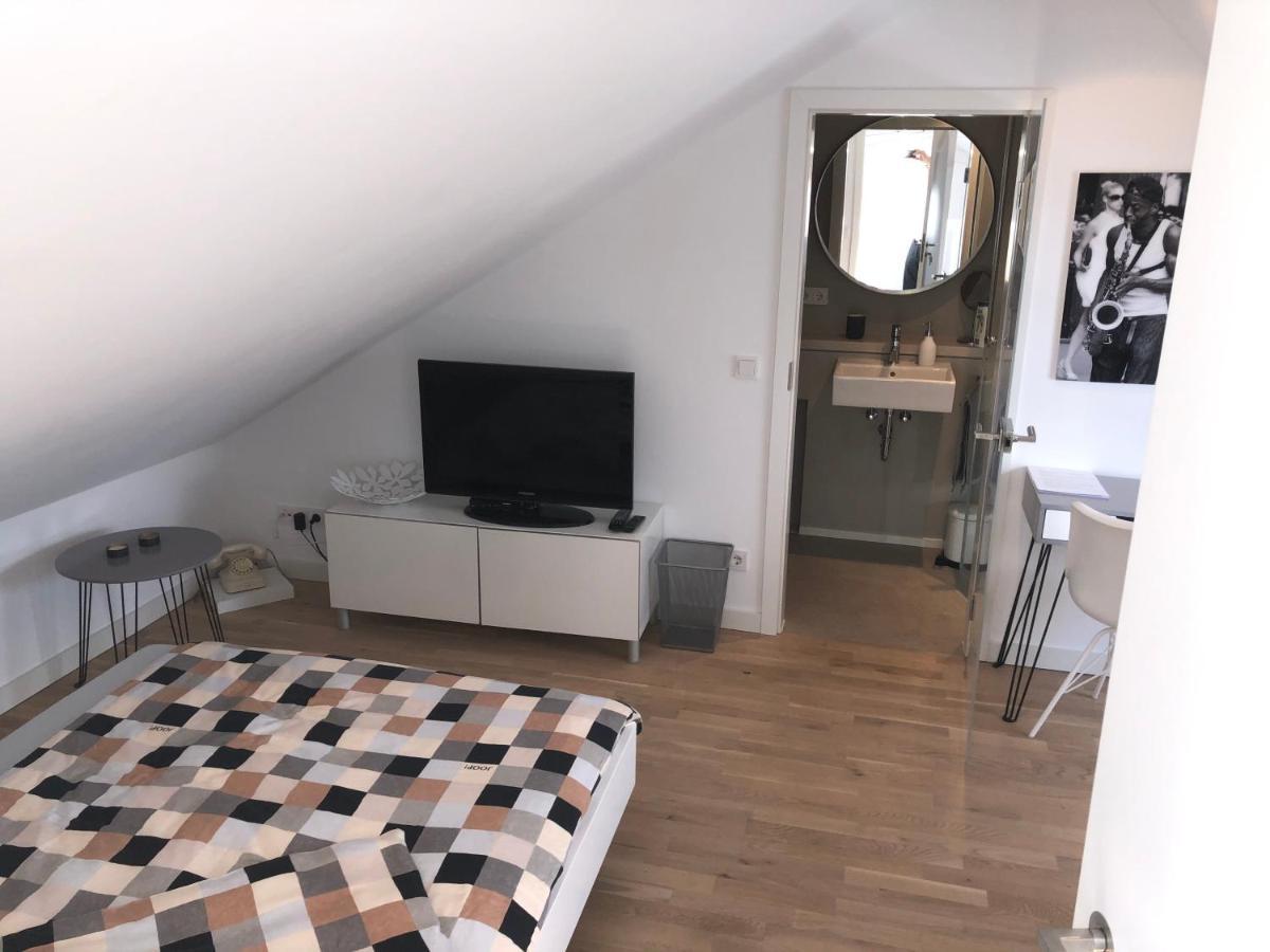 Privatzimmer Schoenfelder Düsseldorf Zewnętrze zdjęcie
