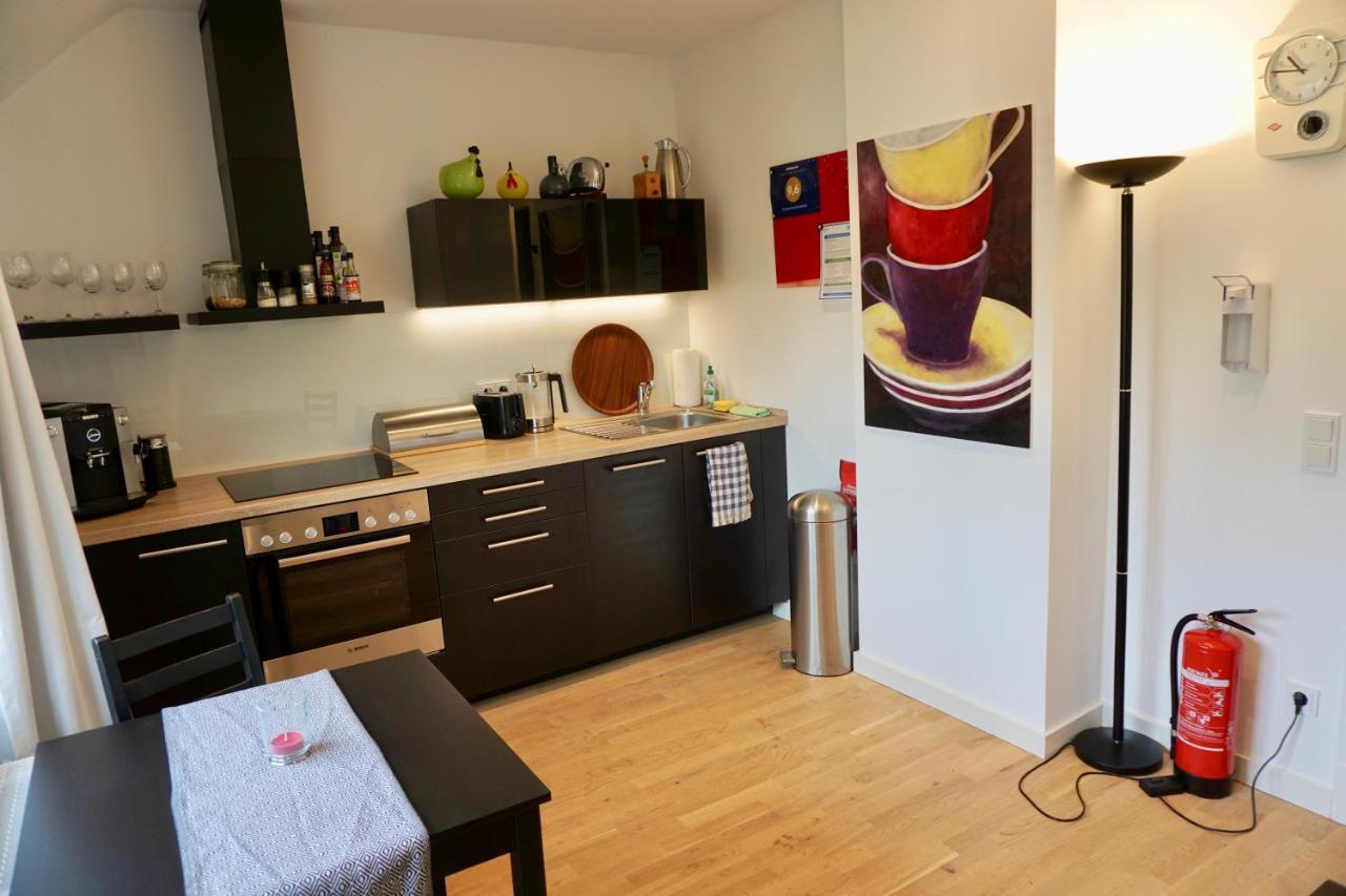 Privatzimmer Schoenfelder Düsseldorf Zewnętrze zdjęcie